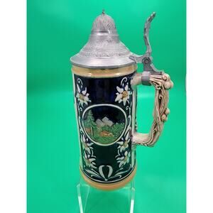 Vintage Munchen Frauenkirche u. Rathaus 9” German Style Beer Stein w/ Lid